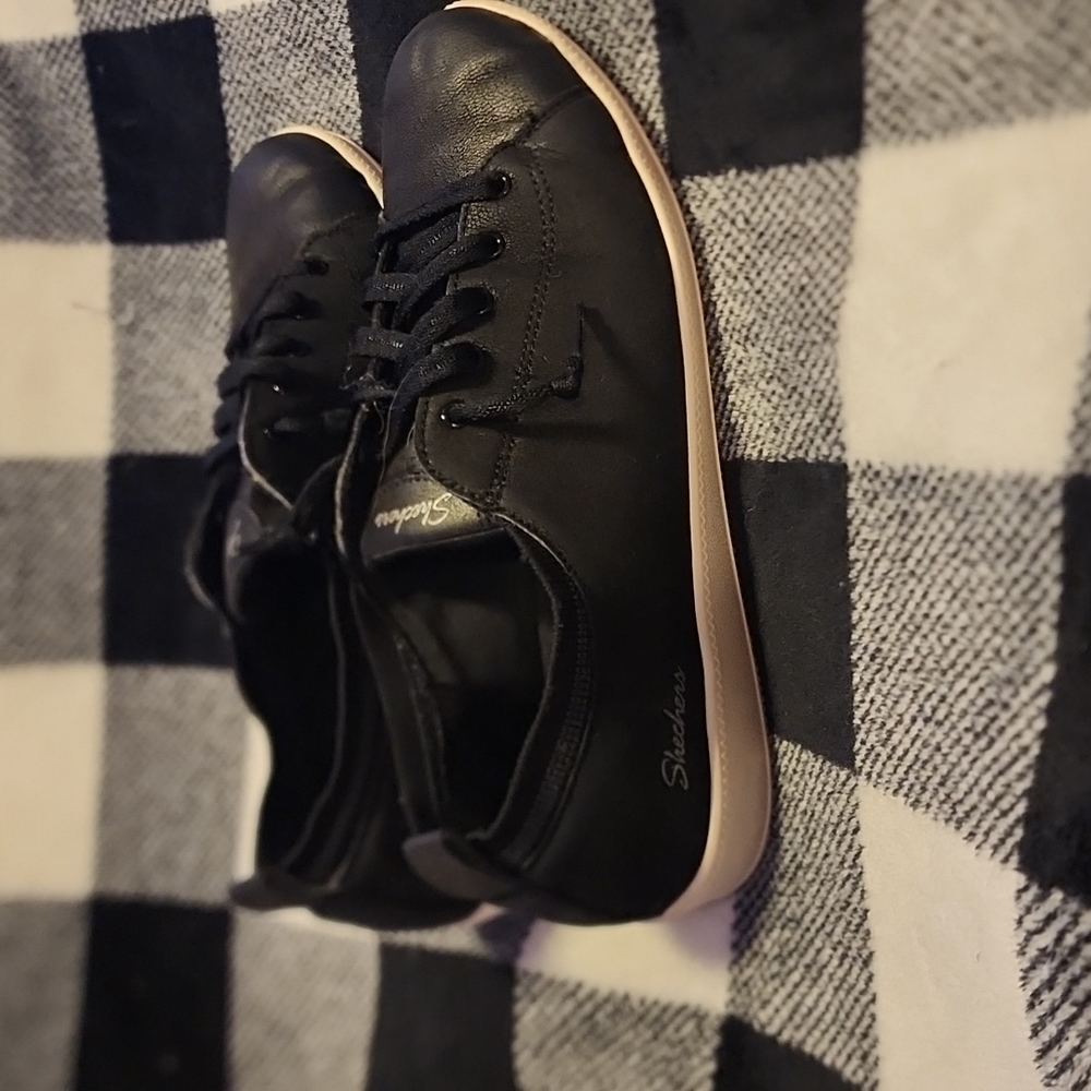 COPY - Black 8.5 size Skechers